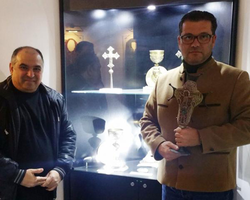 Ортодоксалният орден на Хоспиталиерите направи дарения на Българската и на Арменската църква